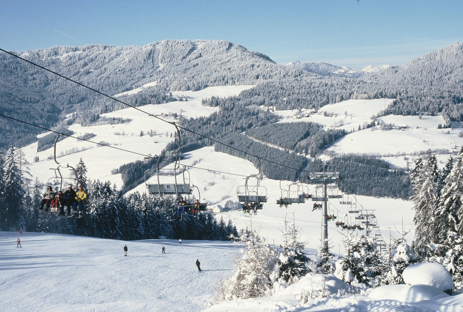 Wintersport Ski Grebenzen